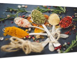 Schilderij - Kruiden en Specerijen op lepels, Premium Print, Wanddecoratie
