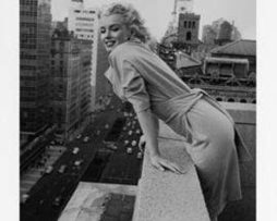 Kunstdruk Ed Feingersh - Marilyn Monroe on the Ambassador 60x80cm